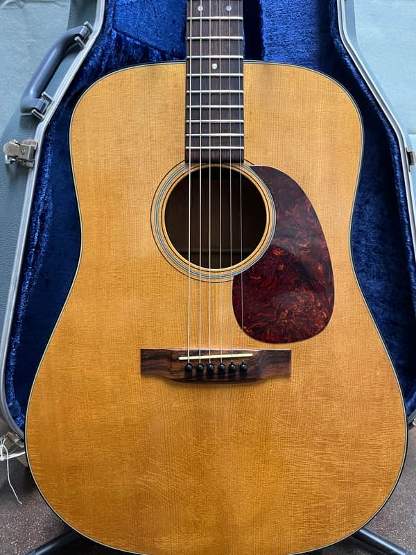 1977 Martin D-18