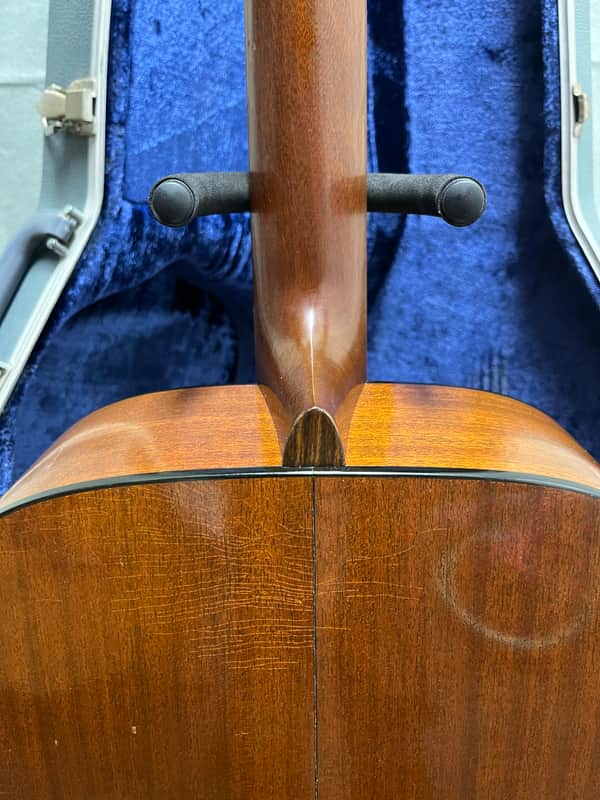 1977 Martin D-18