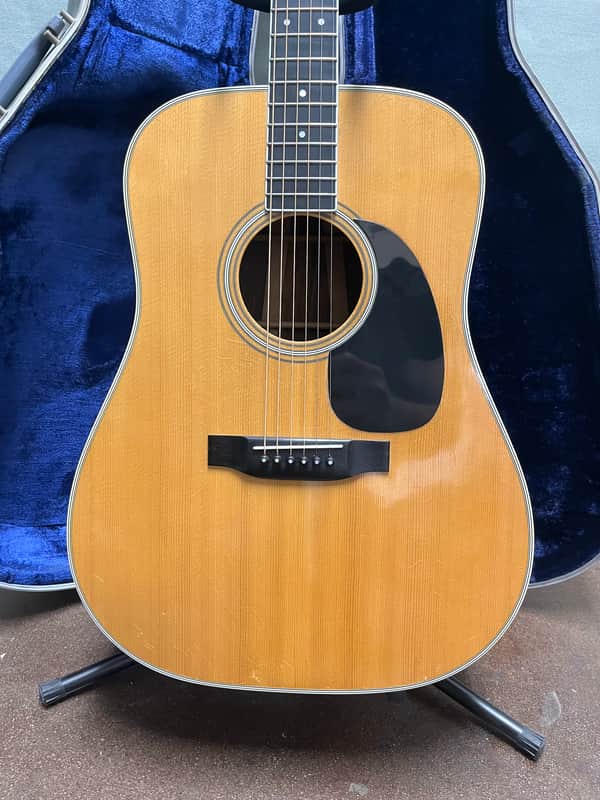 1975 Martin D-35