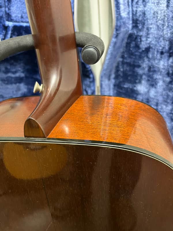 1979 Martin D-19