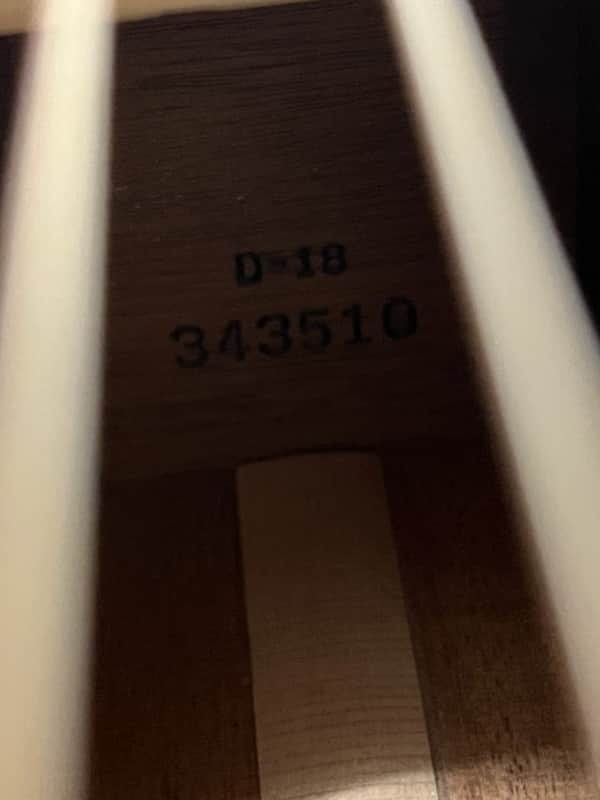 1974 Martin D-18