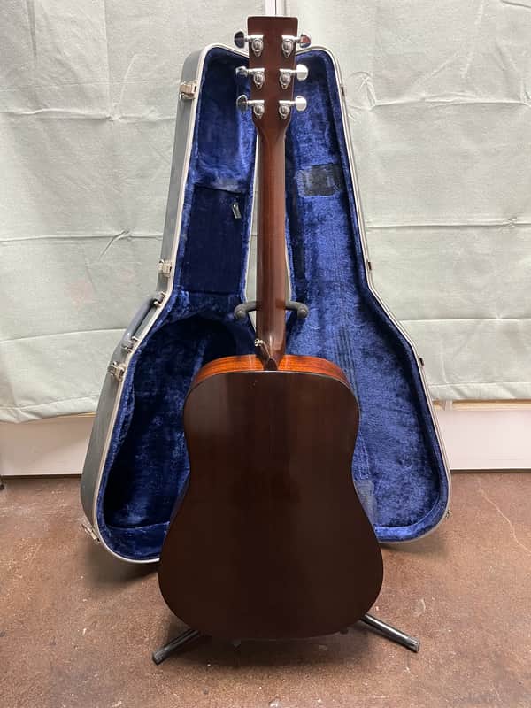 1974 Martin D-18