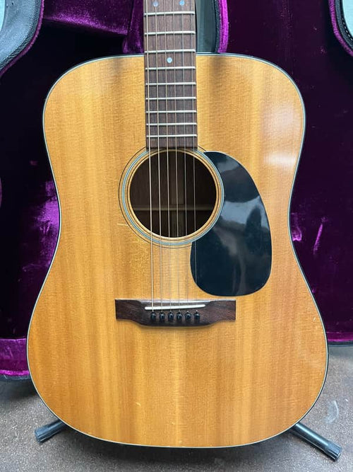 1971 Martin D-18